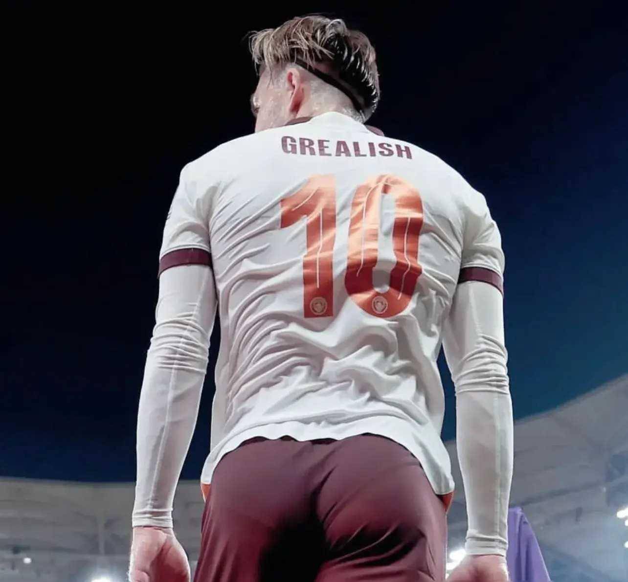 布伦森赛点兑现，曼城淘汰切尔西晋级四强，主帅激动落泪的简单介绍